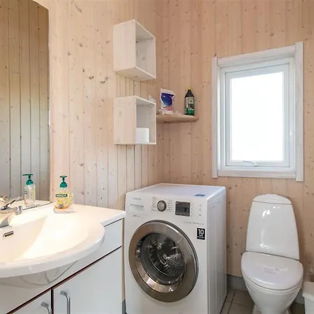 Galin - 210m To The Fjord By Interhome *