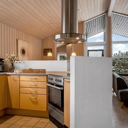 Galin - 210m To The Fjord By Interhome *