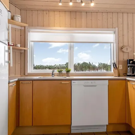 Galin - 210m To The Fjord By Interhome * Storvorde