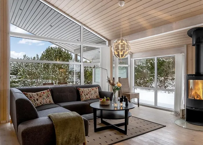 Galin - 210m To The Fjord By Interhome
