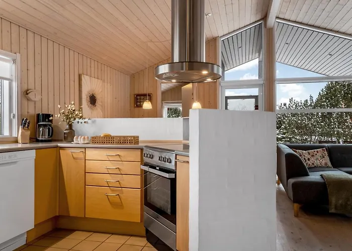 Galin - 210m To The Fjord By Interhome *